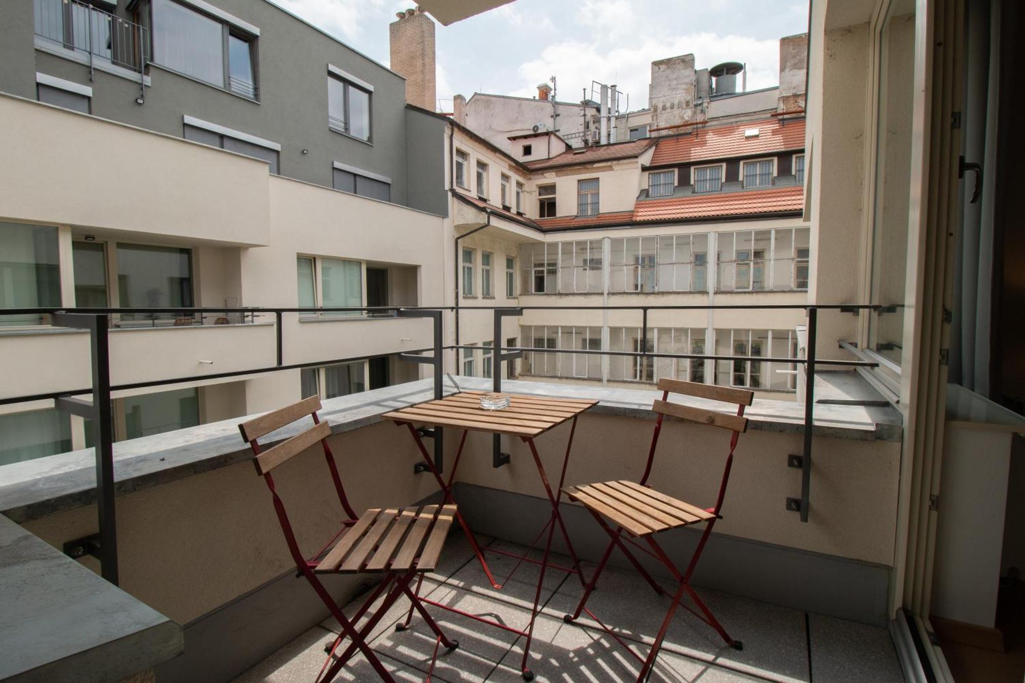 Krakovska Cr Apartments Prague Ngoại thất bức ảnh