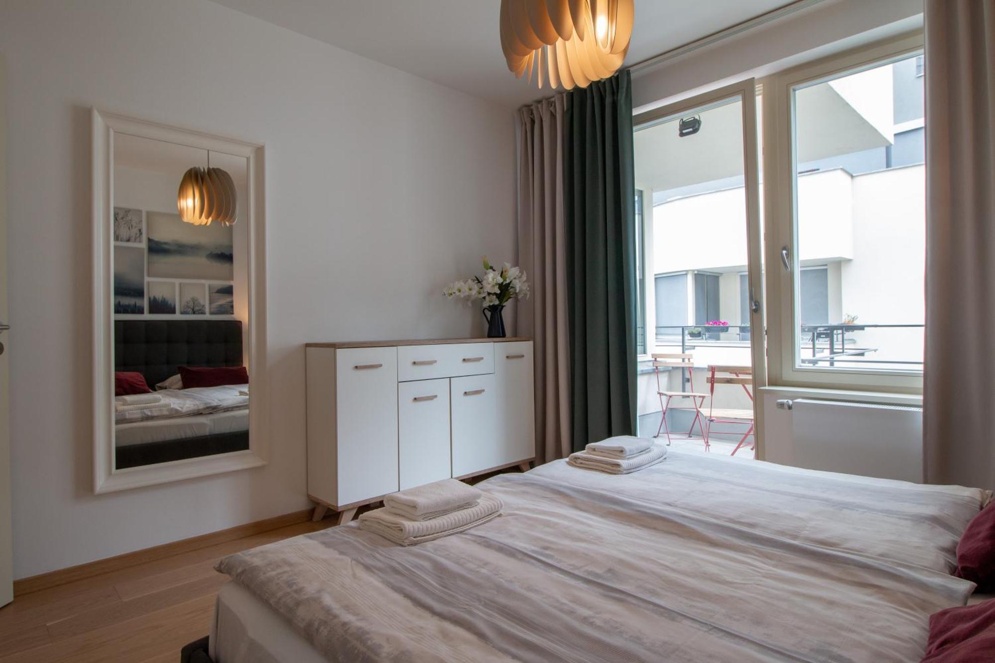 Krakovska Cr Apartments Prague Phòng bức ảnh